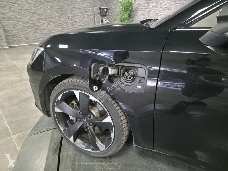 Véhicule utilitaire Cupra Sportstourer 1.4...