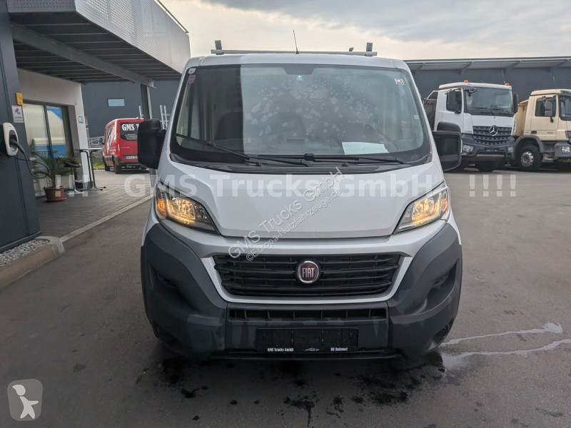 Véhicule utilitaire Fiat Multijet 130 / Nur...