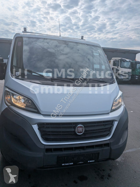 Véhicule utilitaire Fiat Multijet 130 / Nur...