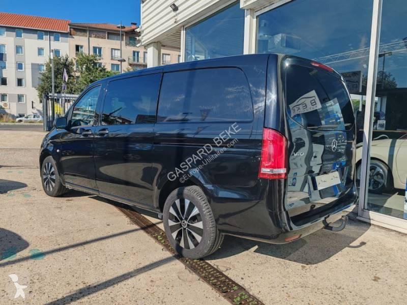 Mercedes  van