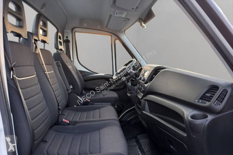 Užitkové vozidlo Iveco 35C16H EMP 4100