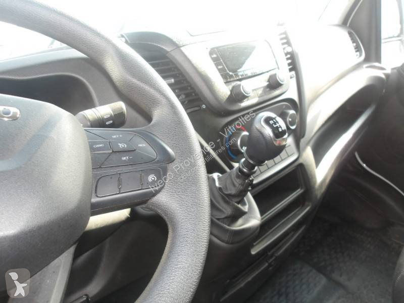 Véhicule utilitaire Iveco 35C16H EMP 4100