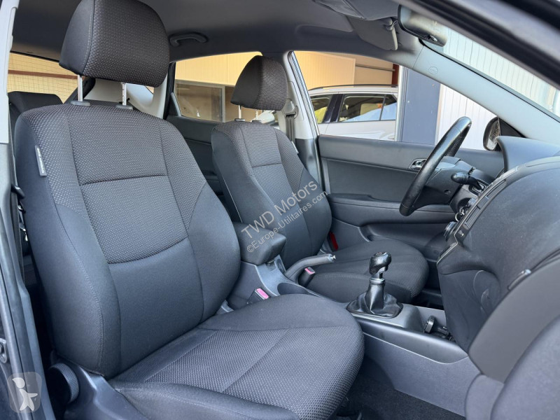 Véhicule utilitaire Hyundai i30 1.6 CRDi - 115...
