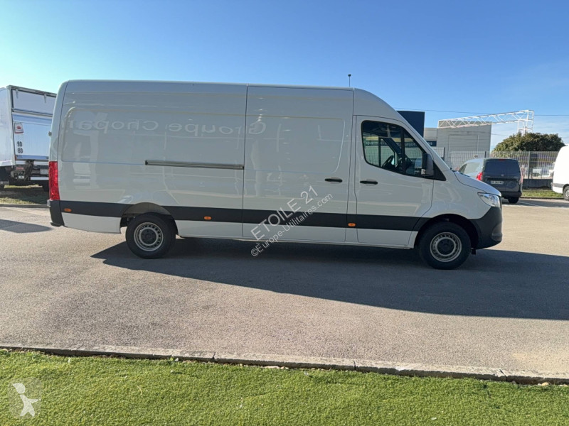 Véhicule utilitaire Mercedes SPRINTER FGN 317...
