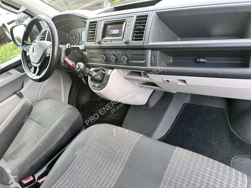 Véhicule utilitaire Volkswagen TRANSPORTER FG...