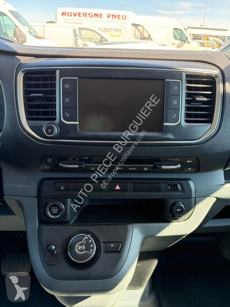 Véhicule utilitaire Citroën IV 2.0 BlueHDi 180...