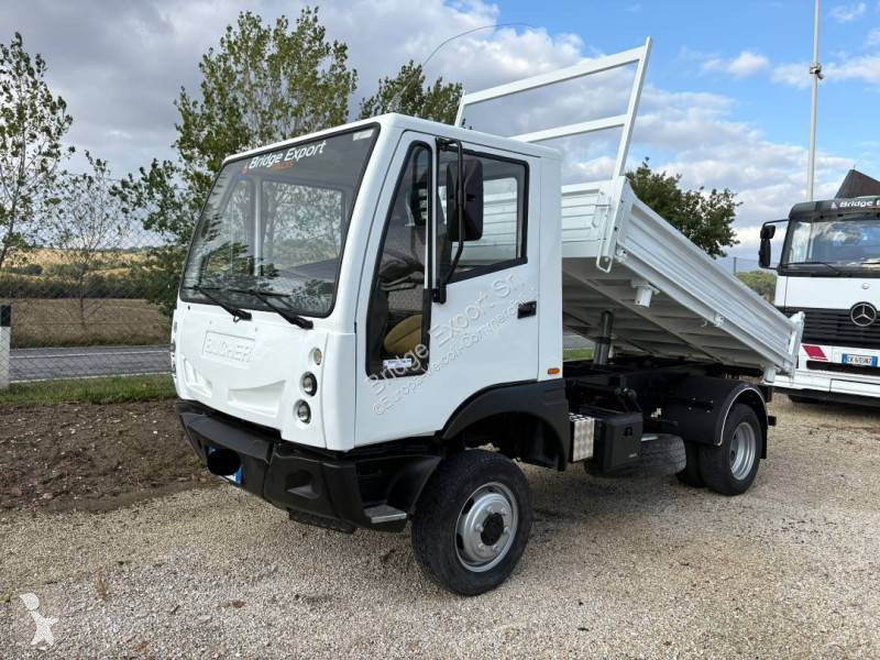 Véhicule utilitaire Bucher Schoerling