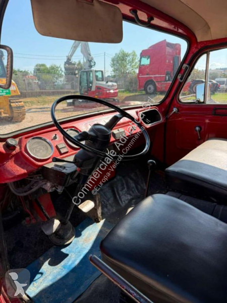Véhicule utilitaire Fiat 40NC35A