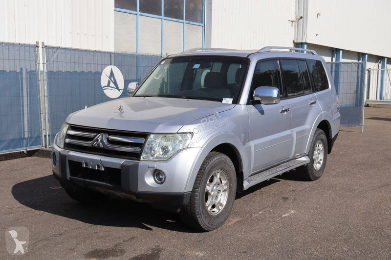 Véhicule utilitaire Mitsubishi