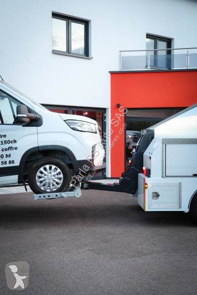 Véhicule utilitaire Iveco 70C17