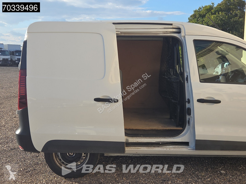 Véhicule utilitaire Renault 95pk ITV 08-2027 -...