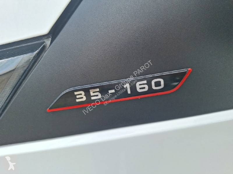 Véhicule utilitaire Iveco 35C16H EMP 4100