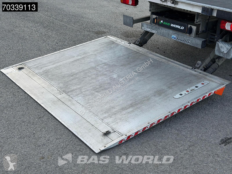 Véhicule utilitaire Iveco 50C18 3.0L Automatik...
