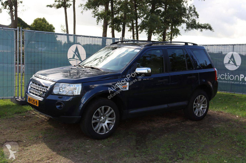 Véhicule utilitaire Land Rover HSE i6