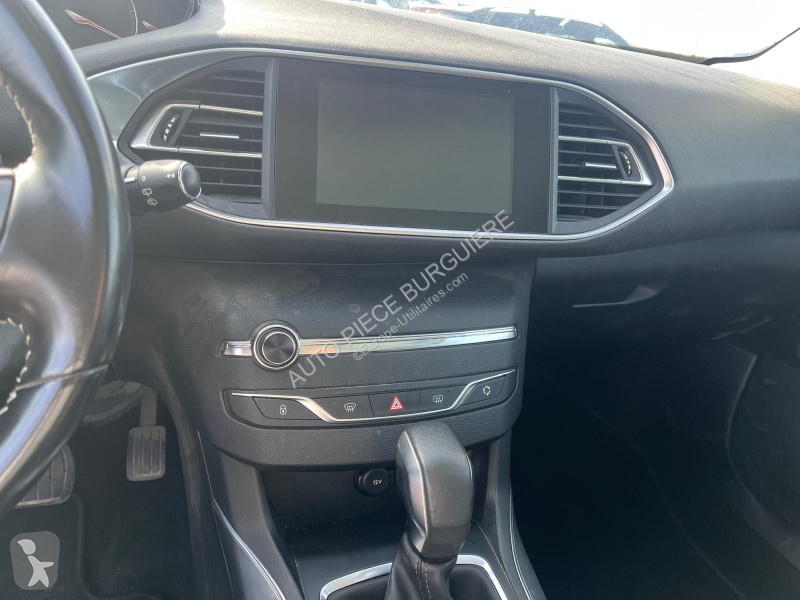 Peugeot II 1.6 BlueHDi 120 EAT 6 / ES201 van