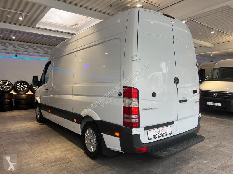 Véhicule utilitaire Mercedes 313/316 CDI...