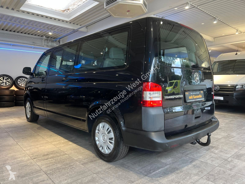 Véhicule utilitaire Volkswagen T5...