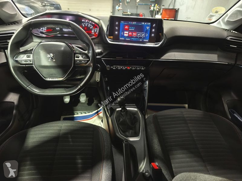 Véhicule utilitaire Peugeot 208