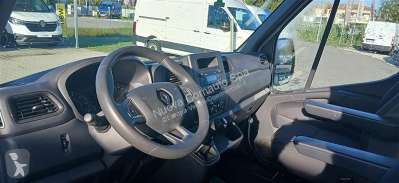 Véhicule utilitaire Renault III 2019