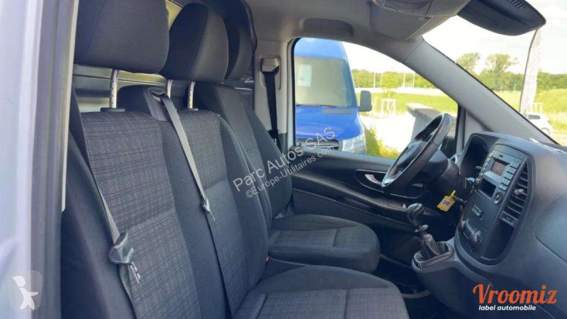 Mercedes  van