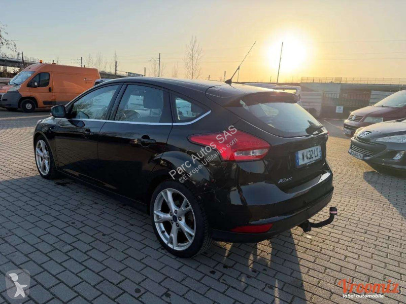 Véhicule utilitaire Ford