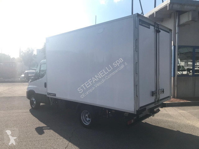 Véhicule utilitaire Iveco DAILY 35C16H3.0...