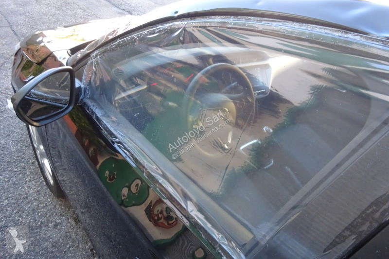Véhicule utilitaire Opel 1,2 i 75