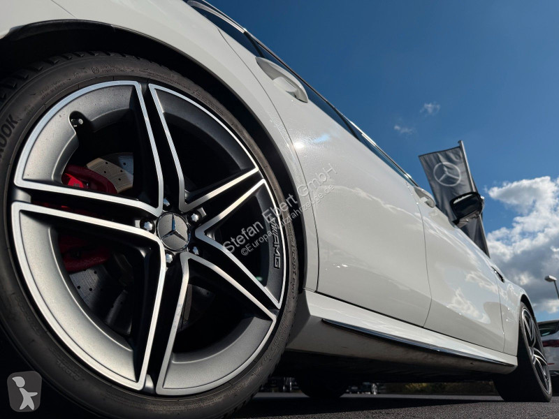 Véhicule utilitaire Mercedes E 63 A...