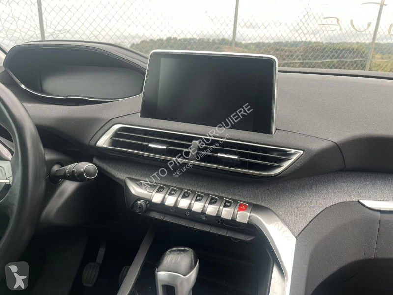 Užitkové vozidlo Peugeot II 1.2 PureTech 130 /...