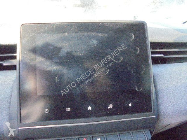 Véhicule utilitaire Renault 1.6 E-Tech 145...