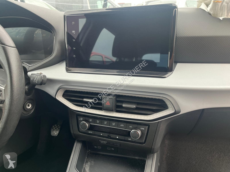Véhicule utilitaire Seat 1.0 TSi 95 / GP463
