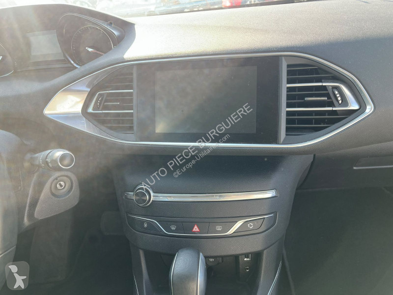 Véhicule utilitaire Peugeot II 1.6 BlueHDi 120...