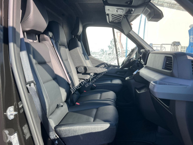 Nissan INTERSTAR FG NEUF: L2H2 3T5 2.0 DCI...