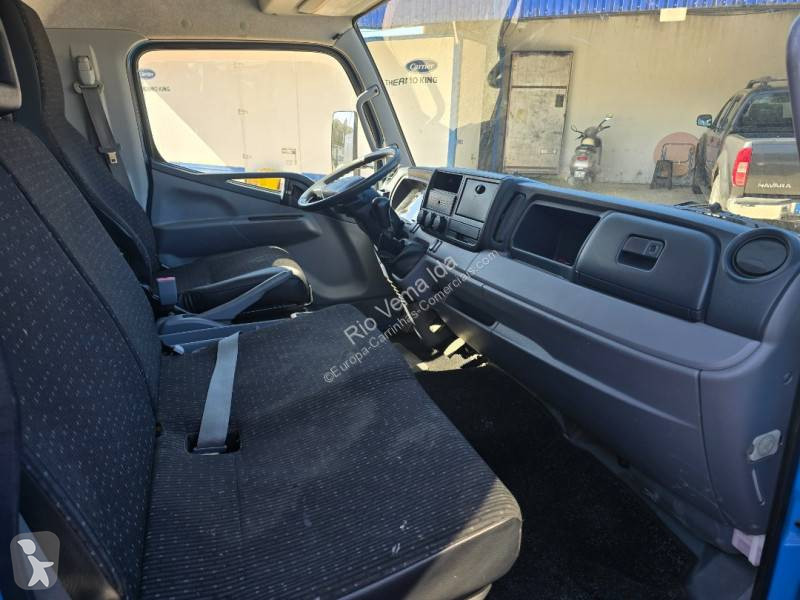 Véhicule utilitaire Mitsubishi Fuso 3C13