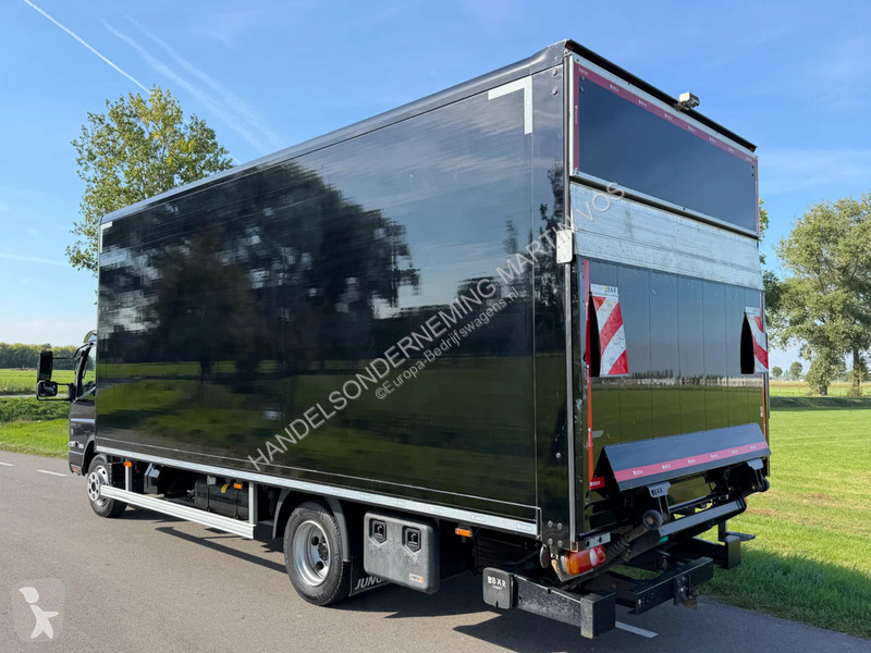 Mitsubishi FUSO FUSO truck