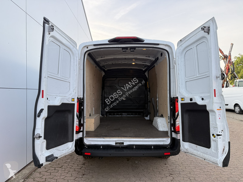 Véhicule utilitaire Ford e 68kWh 184PK E-