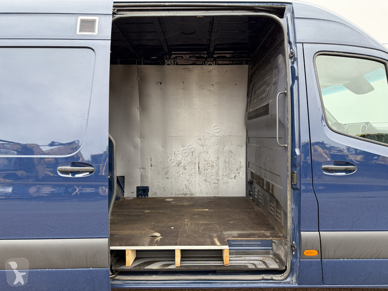 Véhicule utilitaire Mercedes 317 1.9 CDI