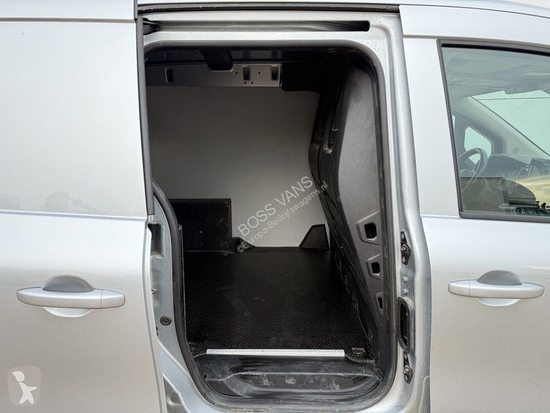 Véhicule utilitaire Mercedes 112 1.5 CDI