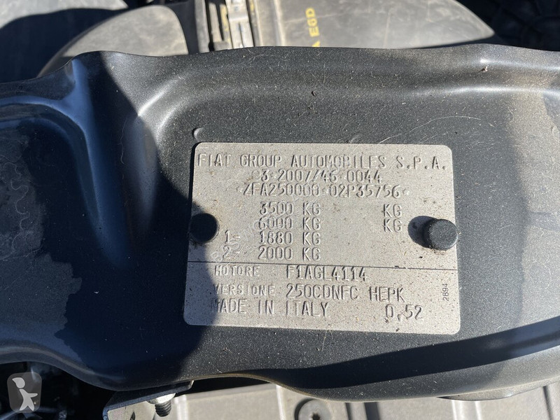 Véhicule utilitaire Fiat 120PK