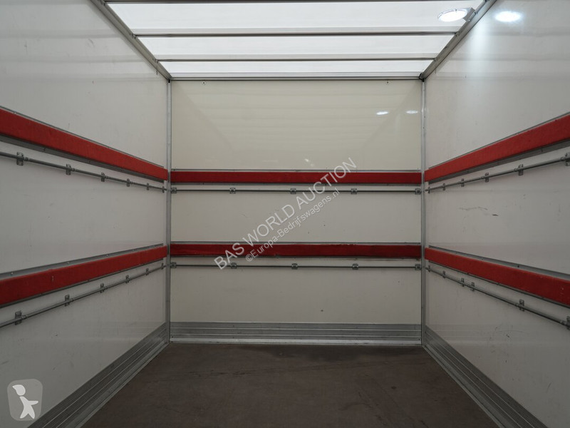 Véhicule utilitaire Ford 130pk