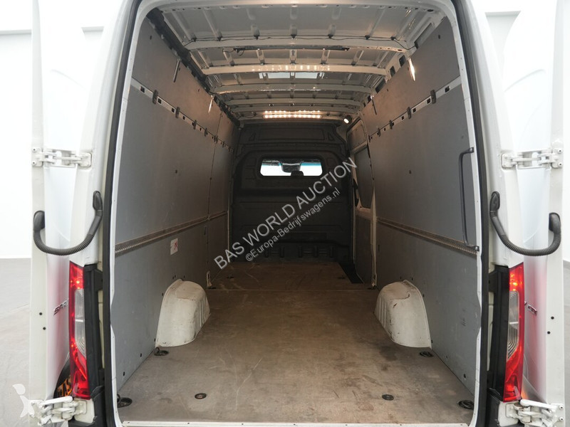 Véhicule utilitaire Mercedes 317 CDI