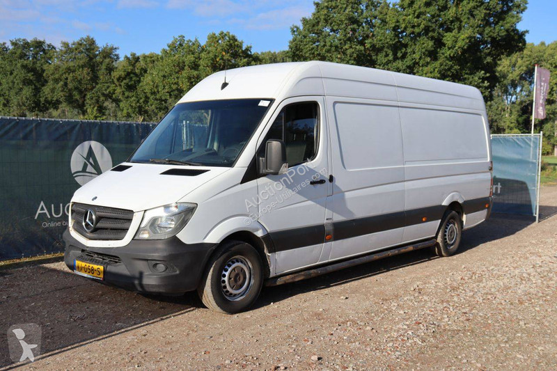 Véhicule utilitaire Mercedes 310 CDI