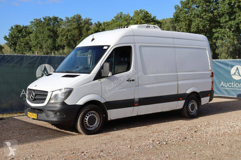 Véhicule utilitaire Mercedes