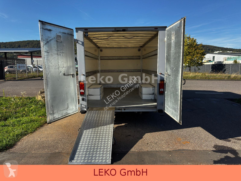 Véhicule utilitaire Renault