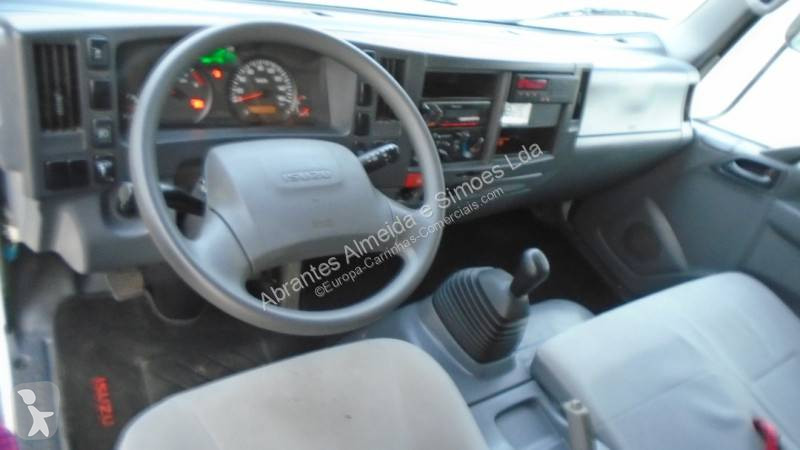 Kamion Isuzu 75.190