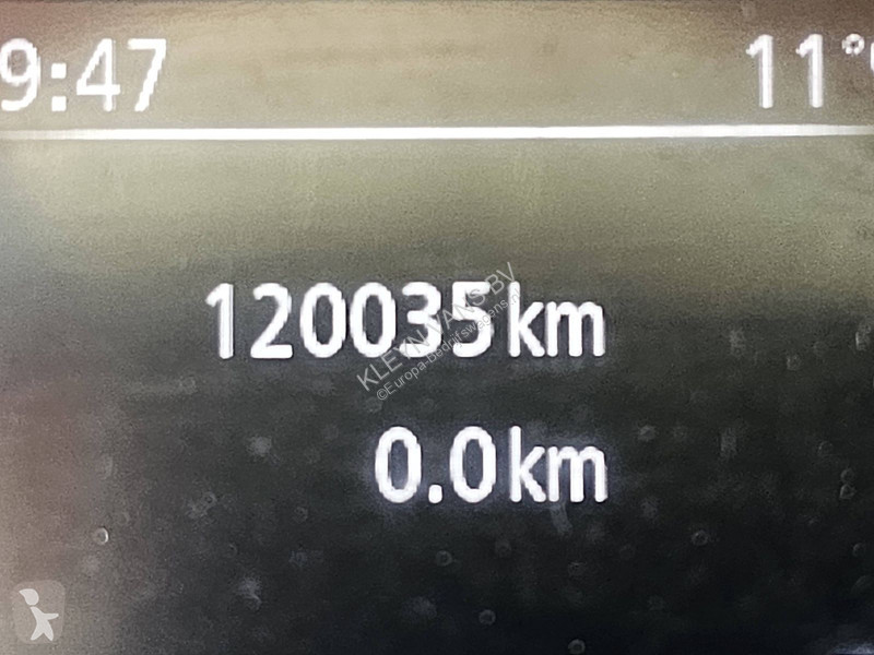 Véhicule utilitaire Renault 2.3 DCI 145 HOOGWERKER