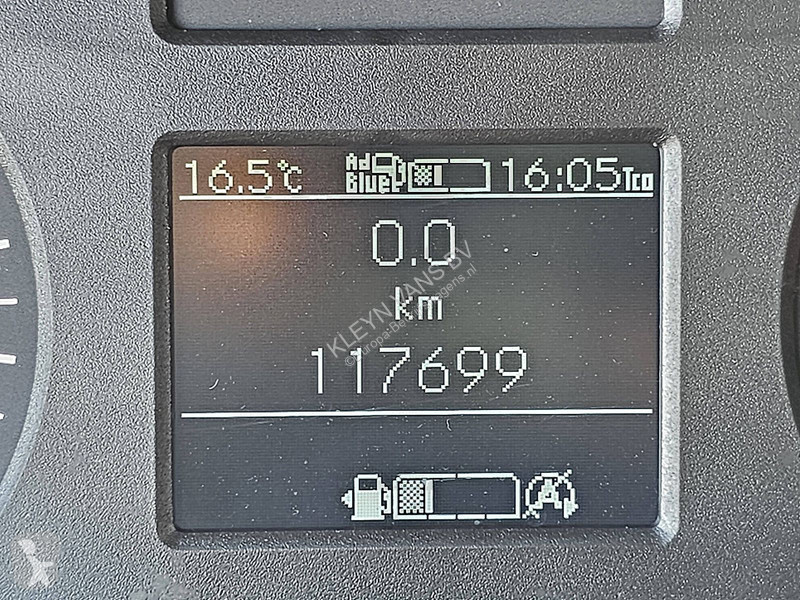 Véhicule utilitaire Mercedes 316 L2H2 RWD...