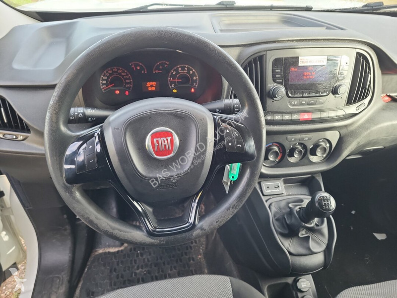 Véhicule utilitaire Fiat 95pk Doblò