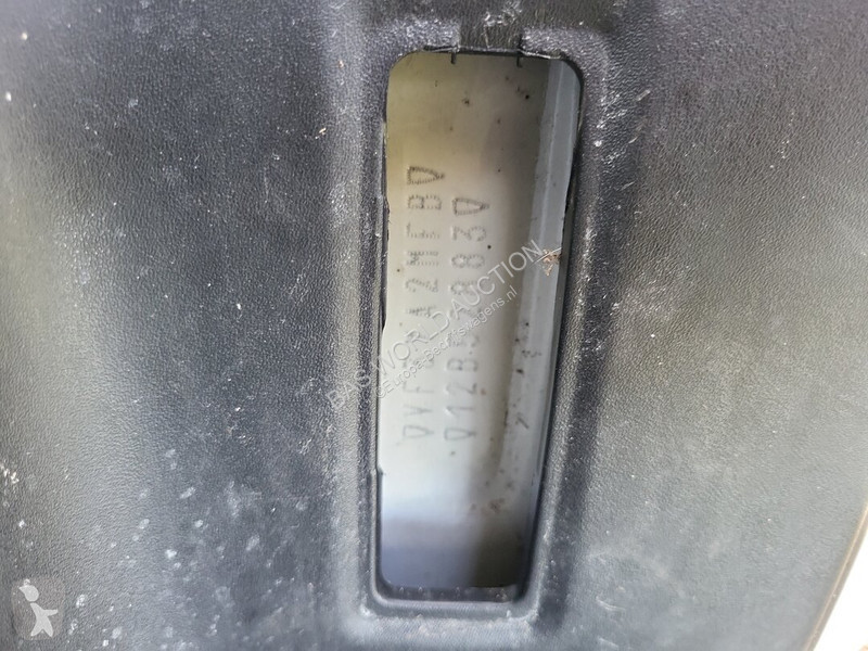 Véhicule utilitaire Peugeot 131pk