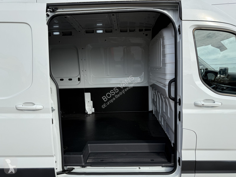 Véhicule utilitaire Maxus e 9 89kWh 204PK e 9